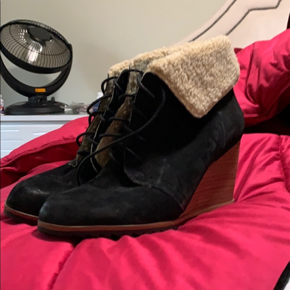 Caslon booties